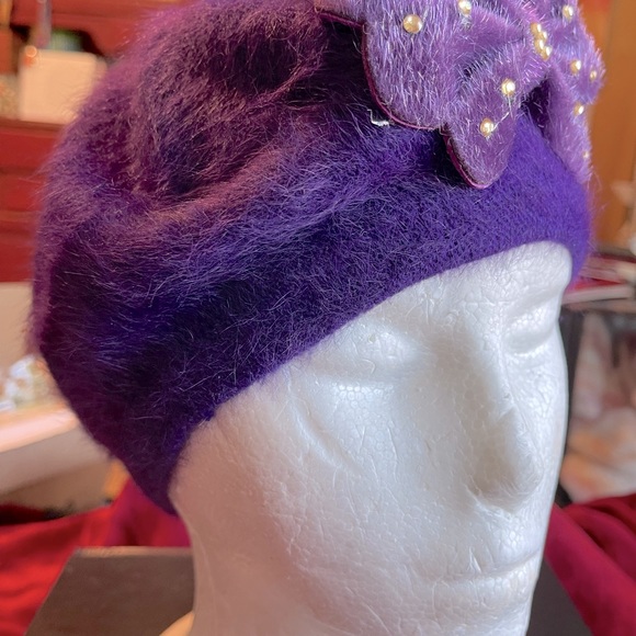 Angora HAT NWT W/rhinestones/butterfly - Picture 2 of 7